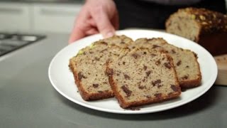 Bananenbrood maken – recept – Allerhande [upl. by Rhee275]