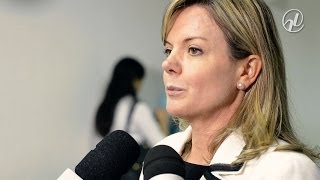 Gleisi Hoffmann quer mais tempo para discutir proposta que reduz encargos das dívidas dos estados [upl. by Palecek]