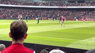 ARSENAL FANS CELEBRATE TAVARES’ EARLY GOAL V Man U 23422 10 TO THE ARSENAL [upl. by Geehan]