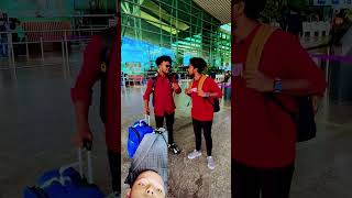 Yah airport per train nahin aati hai comedy funny [upl. by Enuahs]