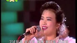 Hyon Song Wol  현송 월  1995  North Korean melodies [upl. by Lehcer]