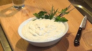 Fondue  Fonduesauce  KräuterKnoblauchDip  schnell gemacht [upl. by Cornwall]