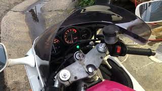 FZR250R 3LN6 Cold start full choke no throttle [upl. by April]