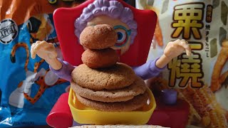 ASMR🏄‍♀️PUTTING CHEETOS PUFF GINGERBISCUIT NESVITABISCUITS DONUTS RICECRACKERS IN GRANNYS PLATE [upl. by Nima941]