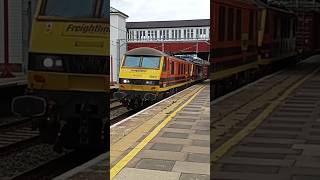 90012  90011 pass through Harrow amp Wealdstone  Felixstowe North FLT  Trafford Park FLT 7824 [upl. by Flori984]