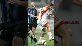 Melihat kembali gol pallonetto cantik milik Francesco Totti 👀 shorts beritabola [upl. by Bomke]