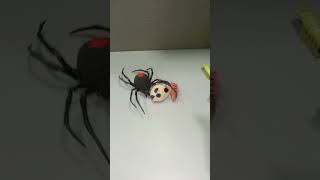 Toys for Pranks imalidotcom robotic Alive scary spider running Hamster Hexbug Bug scary realistic [upl. by Barncard]