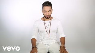 Henry Santos  Quédate Official Lyric Video [upl. by Gladis]