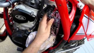 2016 Beta 300RR Y FR performance softer throttle spring install and review [upl. by Wandie716]