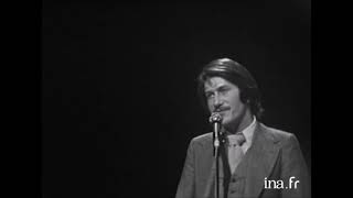 Jacques Dutronc  Le petit jardin  Live TV STEREO 1971 [upl. by Ertsevlis]