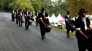 Larrivée des sonneurs de la Dôle à Romainmotier [upl. by Schindler]