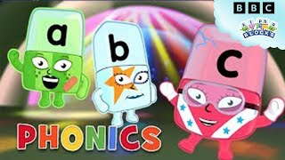 Awesome Alphabet  Phonics for Kids  Learn To Read  Alphablocks [upl. by Oringa]