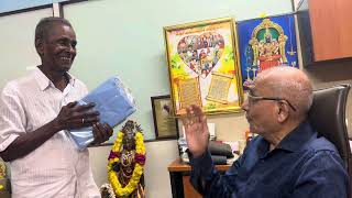 Karpagadasan receivings blessings from Sri Dhanapal Odhuvar  Thiruvotriyoor [upl. by Lower]