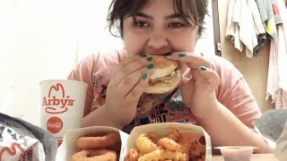 ARBYS HAMBURGERLER TIRTIK PATATES SOĞAN HALKA 1 LT KOLA 260TL  NEDEN UZUN ZAMANDIR VİDEO ATMIYORUM [upl. by Nidnal]