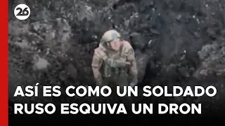 GUERRA RUSIAUCRANIA  Así es como un soldado ruso logra esquivar un dron ucraniano [upl. by Assylla76]