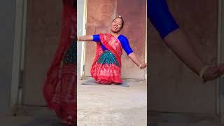 Na na karte bollywood love bollywoodsongs youtubeshorts [upl. by Oakes]