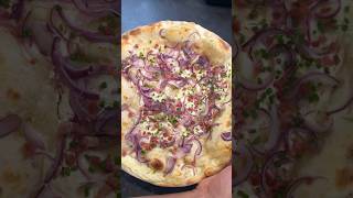 Schnell einfach und lecker😍Elässer Flammkuchen🔥 Das Rezept findest du in den Kommentaren☺️👇🏼 [upl. by Piwowar]