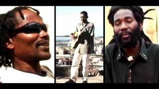 FODY LAHY MENA  NamavaoMarina and TheMagicPowers  Musique malgacheMalagasy musicMadagascar [upl. by Svirad]