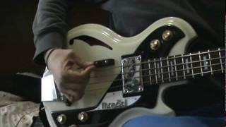 L Angolo Strumenti di AL  Italia Mondial Classic Bass  Pt2 Piezo Attivo [upl. by Adleme5]