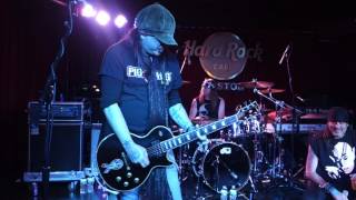 Clip Counts 77 Band Intro Live at the Hard Rock Boston 040117 [upl. by Liuka760]