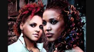 Floetry  Lay Down with lyrics [upl. by Petulia243]