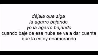 La agarro bajando gilberto santa rosa con letra [upl. by Aivatnahs]