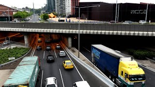 Ingenious idea Burnley Tunnel traffic 17 per cent faster in peak after new lights [upl. by Marsland]