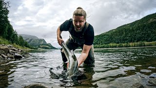 Min første storlaks laksefiske ved Nes Gård i Vefsna  Utmarka S03E16 [upl. by Bonney]