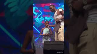 Quel spectacle magique une fille de 9ans danse comme grande au show Dadju et Tayc [upl. by Riocard]