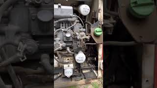 Bobcat T190 Bleeding priming and starting after fuel filter change [upl. by Aihsrop289]