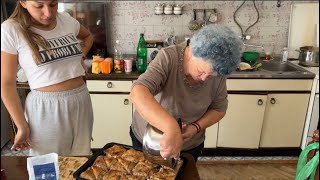 BABA UČI ANJU I DEDU KAKO SE PRAVI BAKLAVA najjači recept [upl. by Folger435]