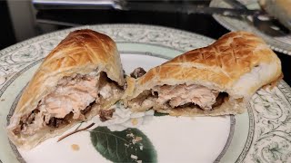 Recette Feuilleté de Saumon aux cèpes et fromage  Saumon en croute par KarineKitchen [upl. by Connolly]