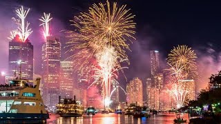 4k Full Brisbane Australia Fireworks 2024 and lightning at 830 pm [upl. by Nels776]