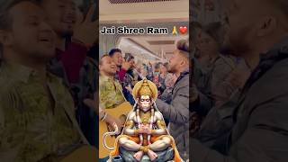 Jai Bajrangbali 🙏❤️ Delhi Metro public reaction sanatandharma jaishreeram bajrangbali [upl. by Aidaas]