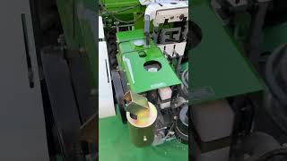 दुनिया कि पहली combine मशीन जिसको सभी किसान ख़रीद सके Combine Harvester Agriculture machine shorts [upl. by Onitnerolf]