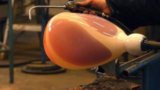 Glass blowing Kosta Boda Sweden film of Wiebe Schipmolder 62016 HD [upl. by Mair]