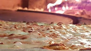 PIZZA FACILE COTTA NEL FORNO A LEGNA WWWMAUROPIZZA [upl. by Atlante688]