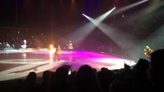 Disney sur glace 2015  présentation [upl. by Anibla537]