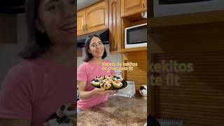 Receta kekitos de chocolate fit 🧁recetassaludables recetasfacilesyrapidas fitnesslifestyle [upl. by Neelloc]