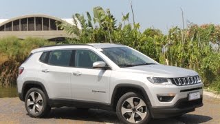 CarPoint News  Avaliação do Jeep Compass Longitude 20 Flex 2017 [upl. by Airakaz]