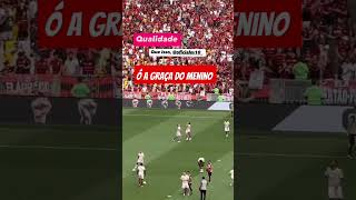 Ó a graça do menino shorts futebol flamengoéflamengo futebolbrasileiro noticiasflamengo viral [upl. by Donatelli]