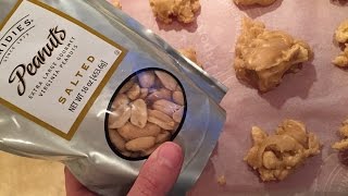 How to make praline with peanuts [upl. by Cirded547]