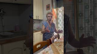 faccio prendere I COLPI a NONNA humor perte funny [upl. by Swanhildas]