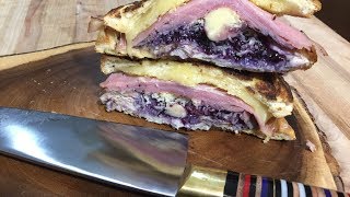 MONTE CRISTOHOW TO MAKE A MONTE CRISTO SANDWICHMONTE CRISTO RECIPE BEST SANDWICH [upl. by Ecirtra831]