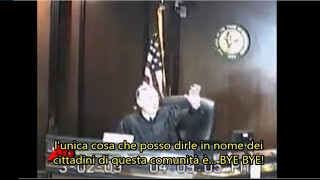 Killer provoca il giudice Condannato a 120 anni di carcere e salutato con un impagabile quotbye byequot [upl. by Nimrahc284]