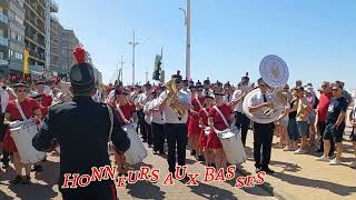 Honneurs aux Basses sur la digue de Coxyde Fanfare de MoulbaixLigne [upl. by Assel]