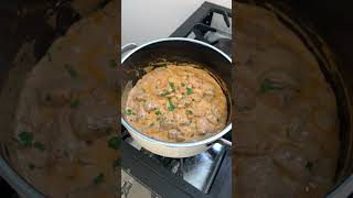 strogonoff de frango \ strogavov \ chicken stroganoff \ бефстроганов [upl. by Branca69]