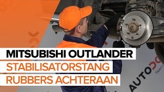 Hoe een stabilisatorstang rubbers achteraan vervangen op een MITSUBISHI OUTLANDER [upl. by Evin]