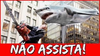 NÃO ASSISTA ESSE FILME  SHARKNADO [upl. by Rebeh]