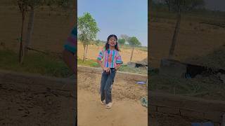 Gulabi galsong trending shorts viralvideo [upl. by Aicella680]